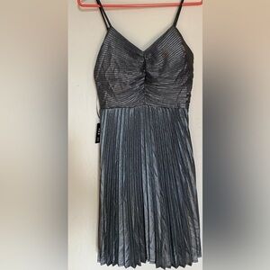 - NWT EXPRESS Metallic Pleated Dress size XS